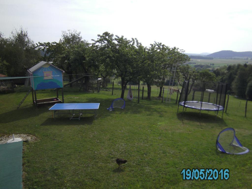 Appartamento Blockhaus Familie Raidl Riegersburg Esterno foto