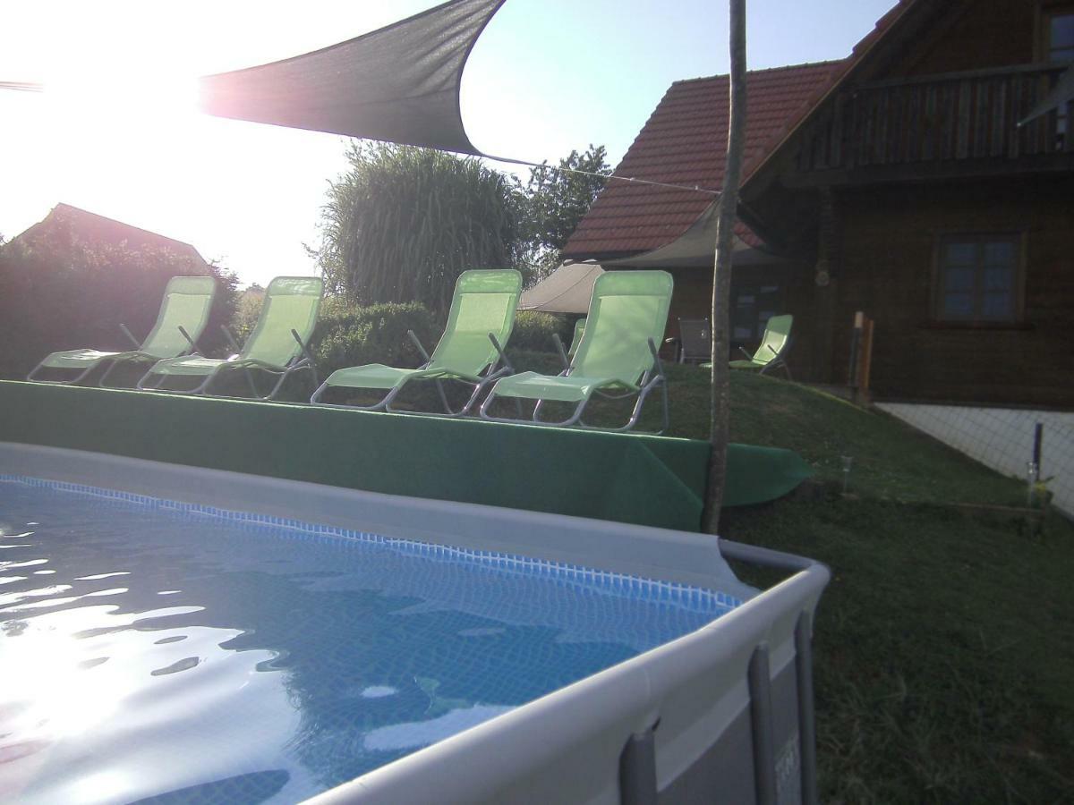 Appartamento Blockhaus Familie Raidl Riegersburg Esterno foto
